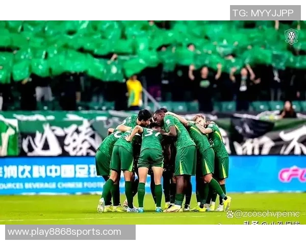 国安球员半场后展现斗志防守问题依旧是最大短板