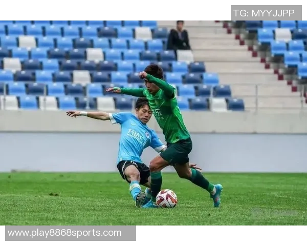 比朔夫首度为U21进球喜悦之情提升自信心展望未来表现